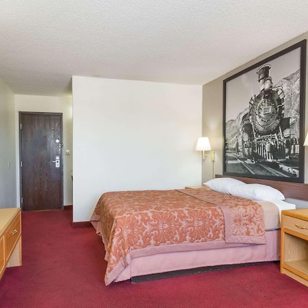 Hotel Super 8 By Wyndham Grand Junction Colorado Exterior foto